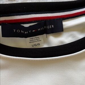 R24, WT Women Tommy Hilfiger Short Sleeve Top